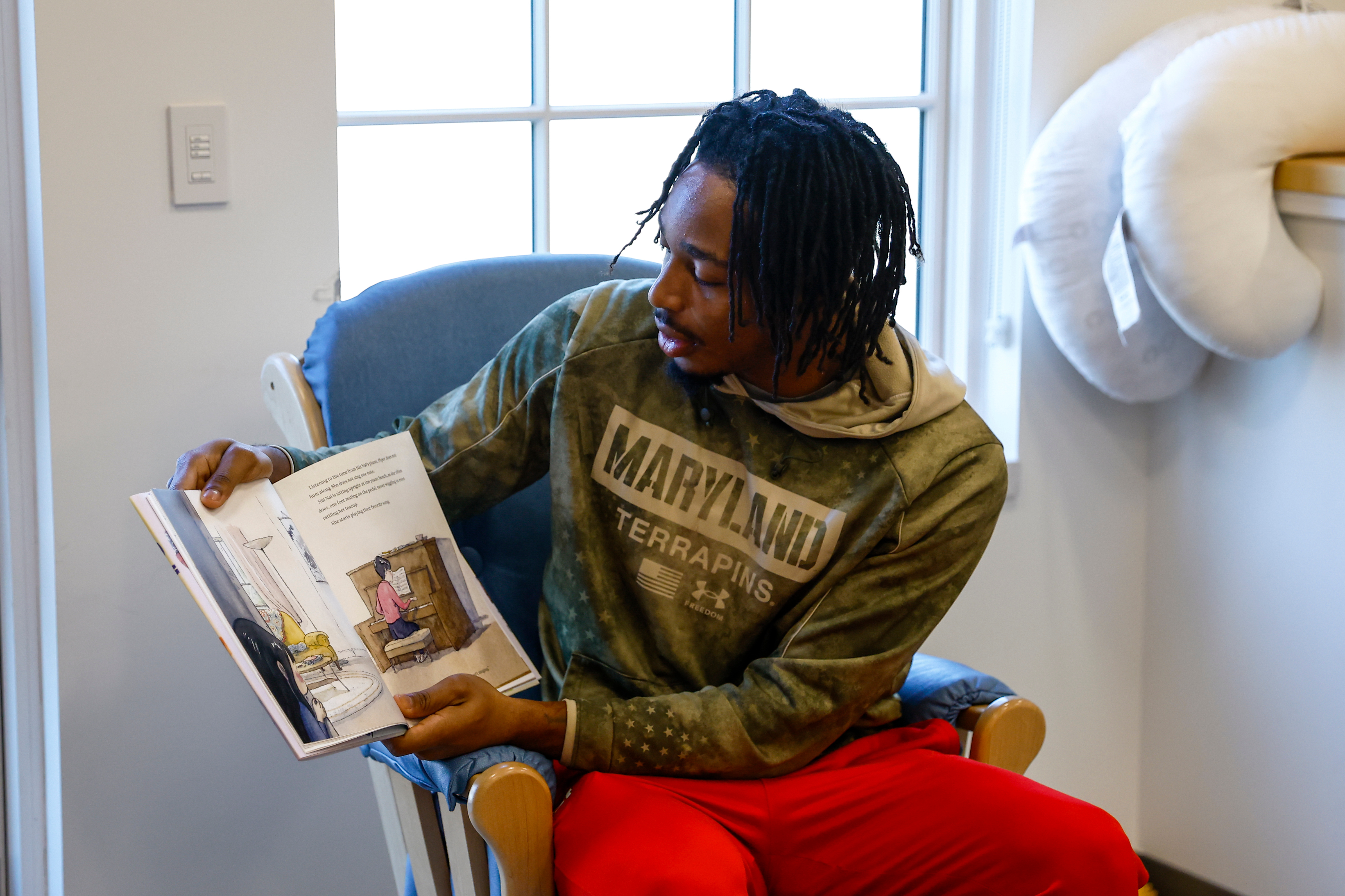 Wide Receiver Kaden Prather (1)
Maryland Football reads to the youth at the UMD Child Development Center in College Park, MD on October 24, 2024.

Ian Cox/Maryland Terrapins