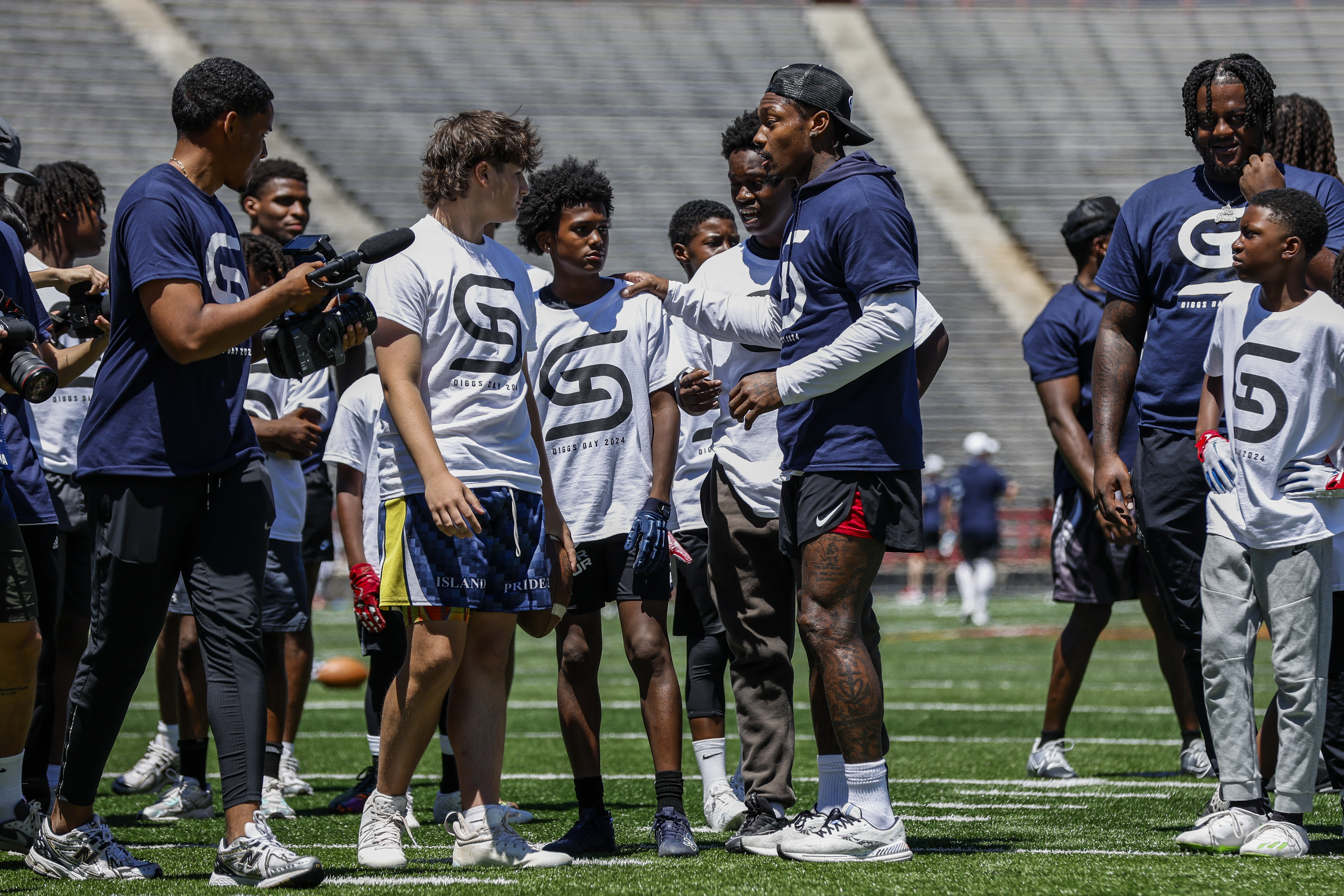 Stefon Diggs
3rd Annual Diggs Day Youth Camp at SECU Stadium in College Park, MD on Saturday, Jun. 8, 2024. 
Chris Lyons/Maryland Athletics